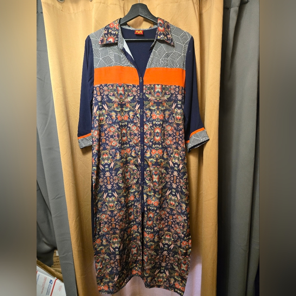 Huur size Large shirt dress